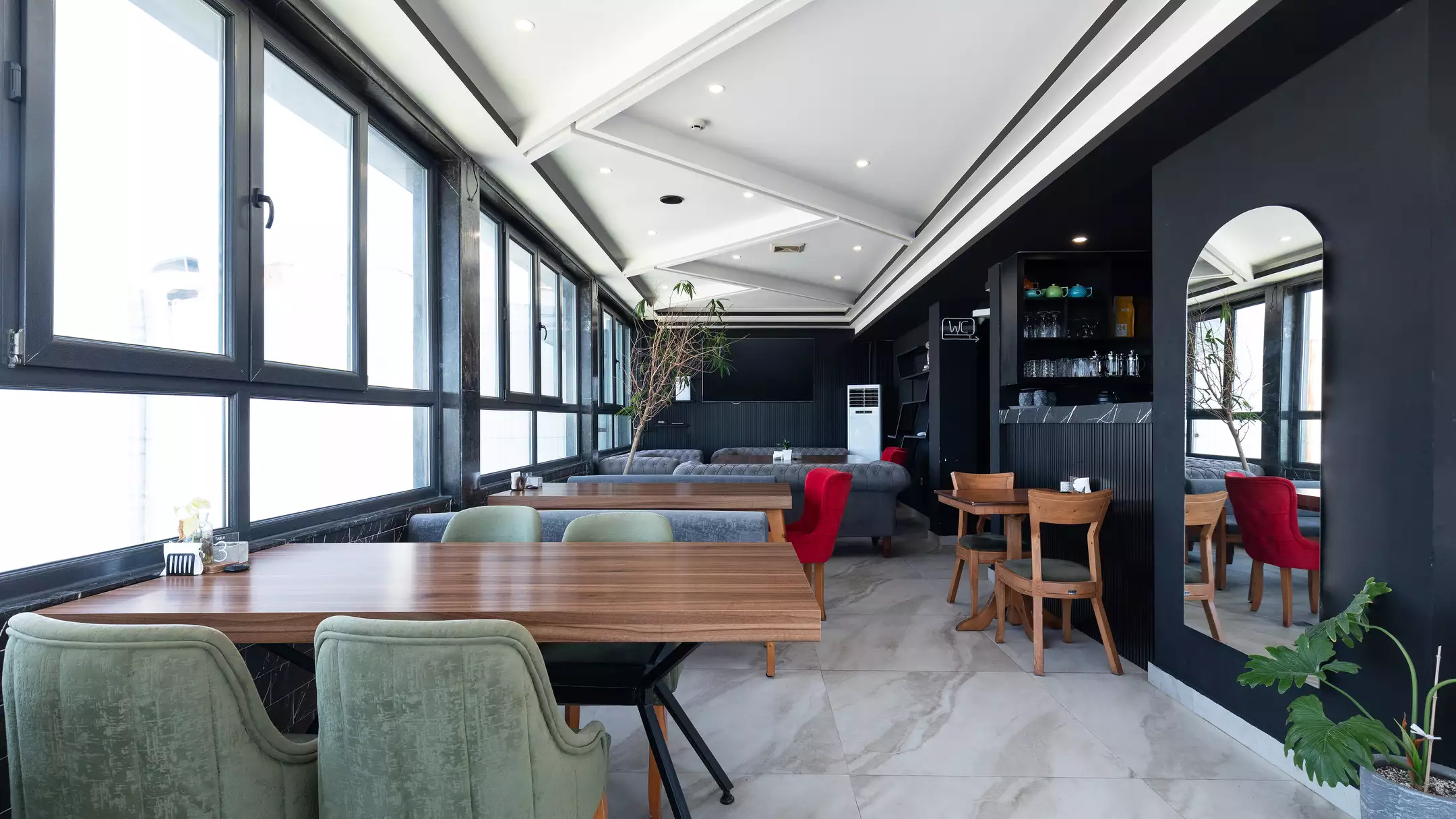 هتل رویال بلوگا بندر انزلی